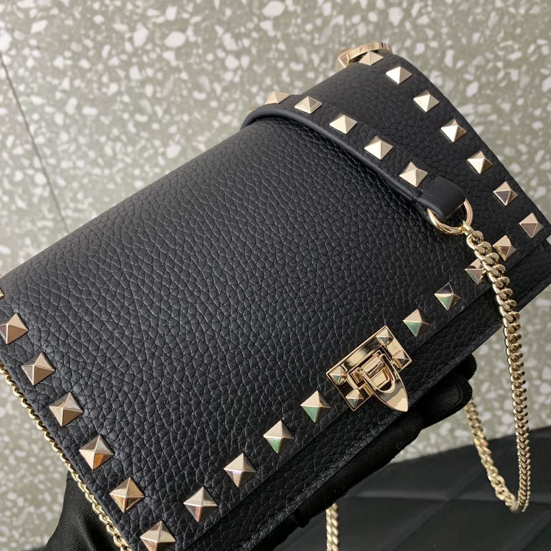 Valentino Garavani Rockstud Small Shoulder Bag in Black Grainy Calfskin